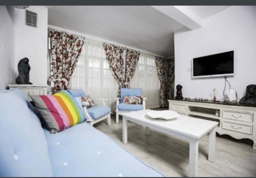The White Hotel Alaçatı Buitenkant foto
